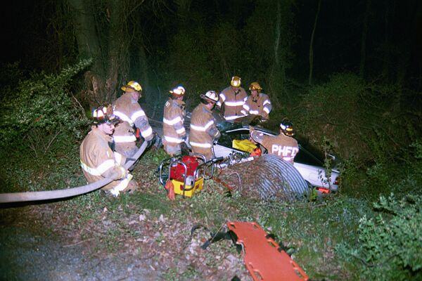 crash7600cumbhwy1.jpg