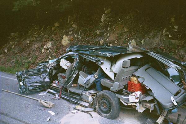 crash8forgehillrd82100.jpg